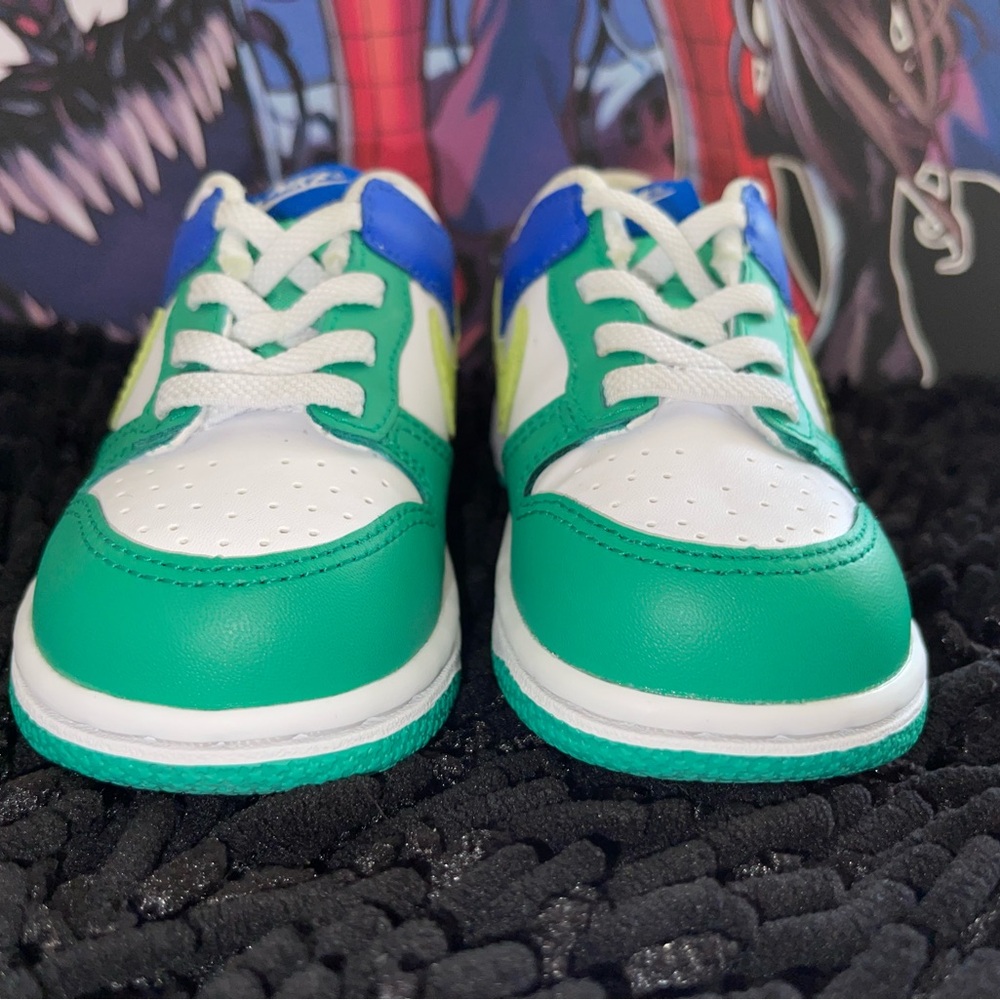 Nike low